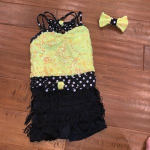 SALE!! Dance costume with hair bow!